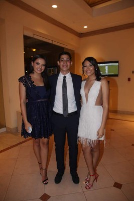 Cena de la Escuela Internacional Sampedrana