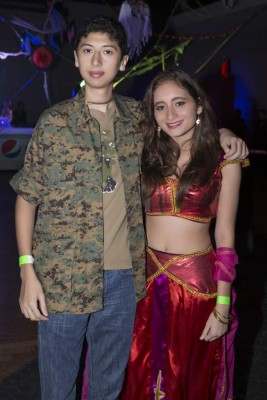 Clase 2018 de la EIS celebra Halloween