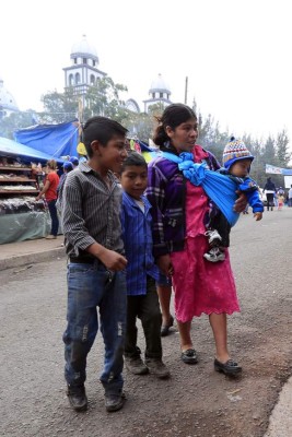 Miles de hondureños de fiesta en honor a la Virgen de Suyapa