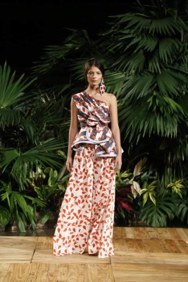 Johanna Ortiz, mágica prestancia tropical