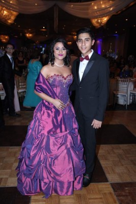 Graduación de la Academia Americana