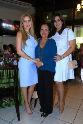 Rosas y Espinas: noticias y escándalos en Honduras