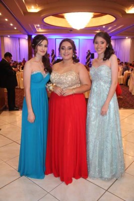 Alexa Erazo, Valeria Lara y Alexia Bardales