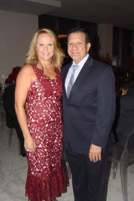 Boda civil de Sophie Andonie y Roberto Facussé