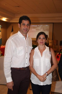 Reunión del Cuerpo Consular Sampedrano