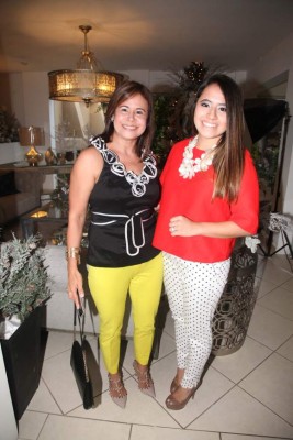 Coctel navideño de la tienda El Armario