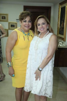 Pamela Vaquero y Androlla Mitri