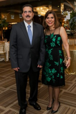 Doble fiesta por el éxito de Nasry y Miguel Ángel Handal