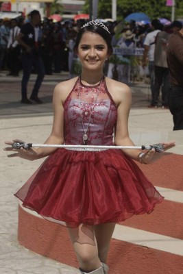 Las 20 palillonas más lindas de los desfiles de Honduras