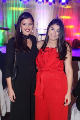 AeroMéxico celebra por sus éxitos