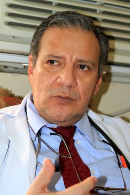 Siamesas nacidas en el Rivas comparten hígado y corazón