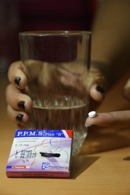 'Me mataban si quedaba embarazada, por eso usé la pastilla”: joven de 16 años