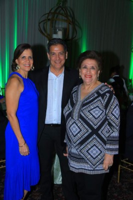 Boda civil de Nathalie Wolozny y Jacobo Handal