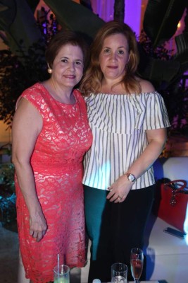 Hotel Real Intercontinental celebra coctel