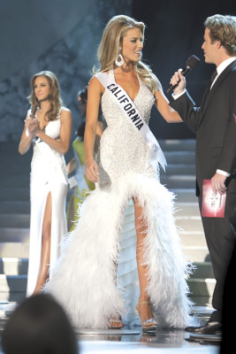 Ex reina Carrie Prejean, no se da por vencida