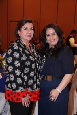 Té inaugural del Club Internacional de Mujeres