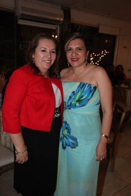 50 años de Magda Valdivieso de Cubas