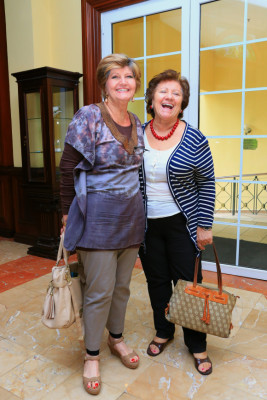 Araceli Downing es agasajada por su cumpleaños