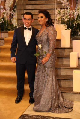 Majestuosa recepción por los graduados de la Elvel School