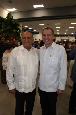 Larach y Cía.  abre sus puertas en San Pedro Sula
