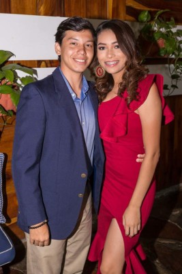 Desayuno fraternal de la Academia Americana