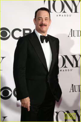 Tom Hanks jurado en un juicio