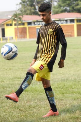 Allan Ferro, una de las joyas de la cantera del Real España