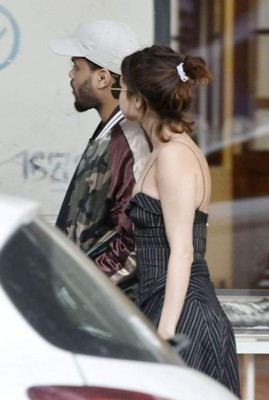 Selena Gómez y The Weeknd romanceando en Buenos Aires