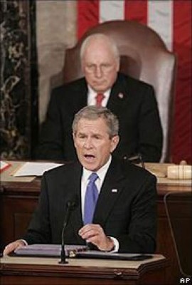 Bush defiende su política exterior