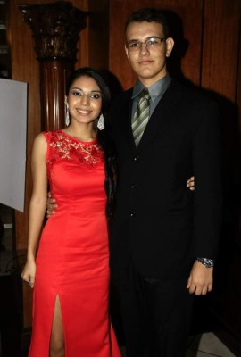 Primera promoción de la Sun Valley Bilingual