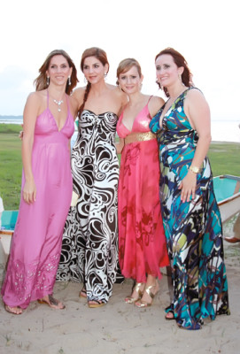 Fiesta nupcial en la playa