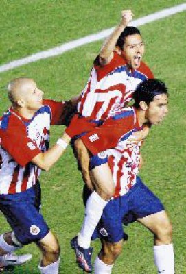 El clásico divide a México