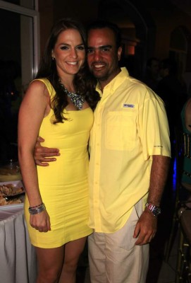 Estefanía Marinakys y Juan Carlos Guzman se casan el sábado