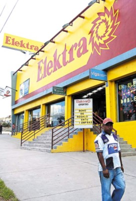 Banco Azteca inicia operaciones