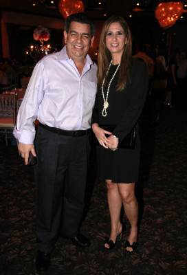 Alcalde Armando Calidonio y su familia son agasajados