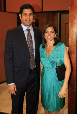 Velada de distinción para Karim Qubain