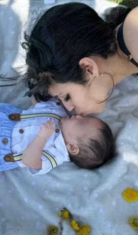 Hondureña acude a Migración para toma de huellas y termina deportada y separada de su bebé