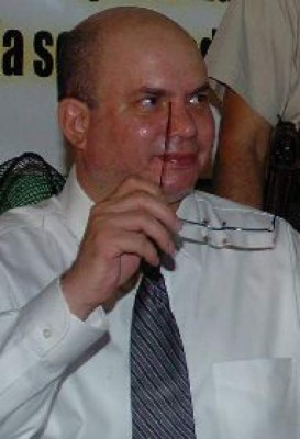 Acusan a alcalde Padilla Sunseri por actos de corrupción