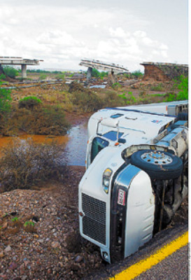 Jimena deja 75 mil damnificados