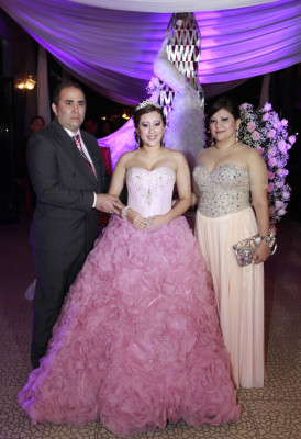 Katherine Chahín cumple quince años