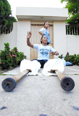 'Se sufre discriminación como artista callejero”