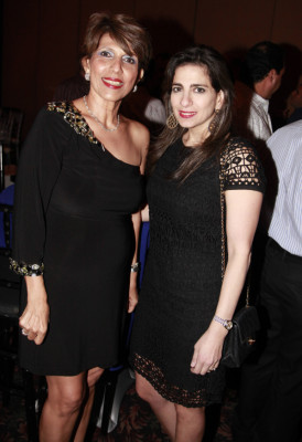 Alcalde Armando Calidonio y su familia son agasajados