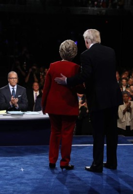 Un millonario y dos generales, entre invitados al debate Clinton-Trump