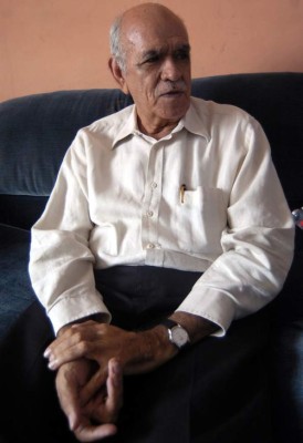 Congreso reconocerá trayectoria del periodista Jonathan Roussel