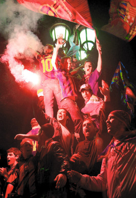 La afición del Barça festejó en las calles la victoria