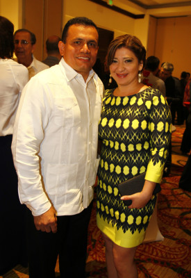 Consul de México José Omar Hurtado es agasajado