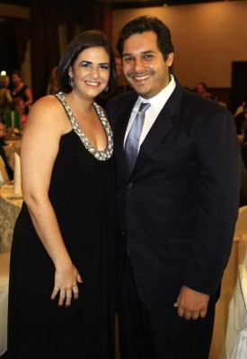 Banquero hondureño Jorge Bueso Arias es homenajeado