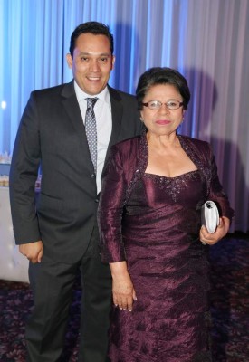 Velada para festejar por el amor