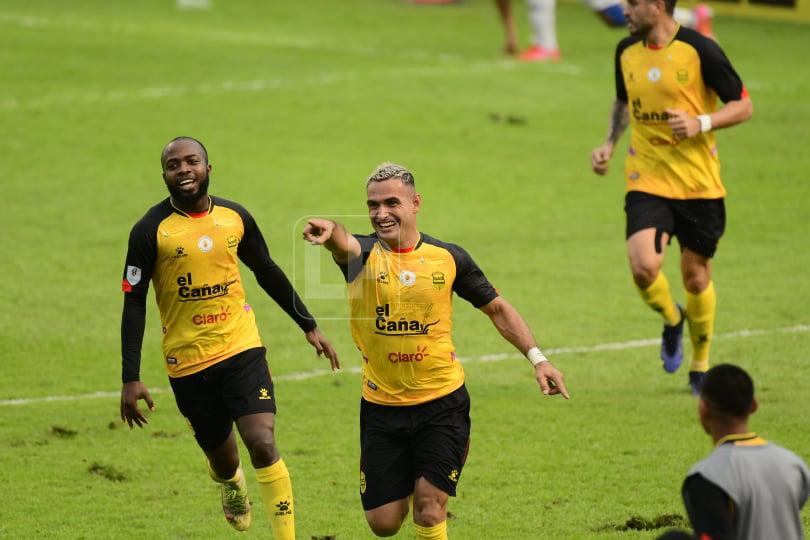 Omar Rosas y su alegría tras marcar el gol. Foto Yoseph Amaya.