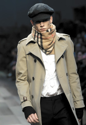 Clásica y sobria Milano Moda Uomo